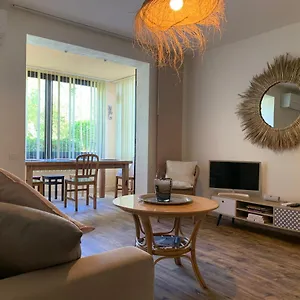  Appartement Un Havre De Paix Proche Du Centre Et Des Plages France